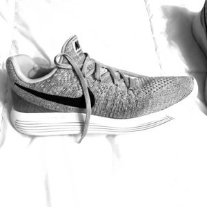 NIKE MENS RUNNING SNEAKERS. LUNAREPIC FLYKNIT 2.